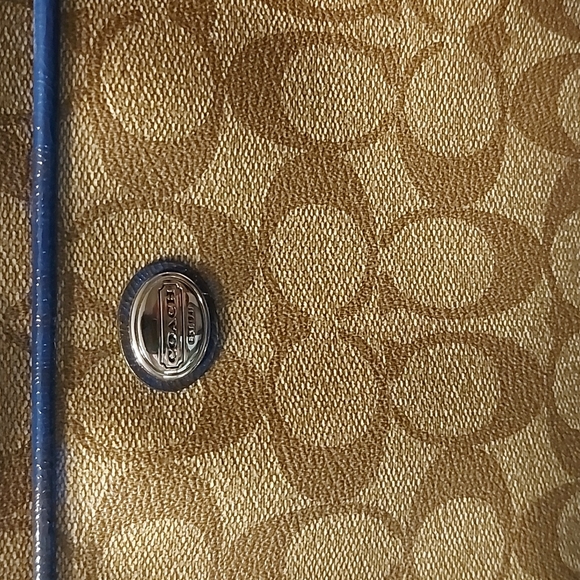 Coach Peyton Signature Jordan Double Zip Carryall - Picture 2 of 9